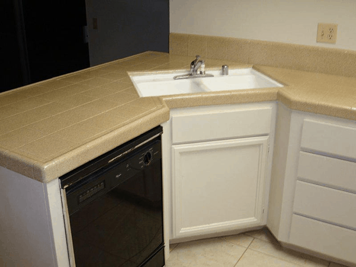 Prepare Your House for Resale with refinished countertop